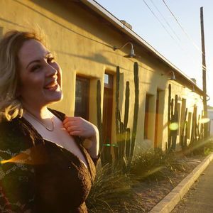 Meet your Posher, Danielle